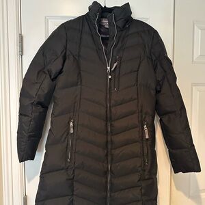 Eddie Bauer Women’s Black Sun Valley Down Duffle Coat. Size Large